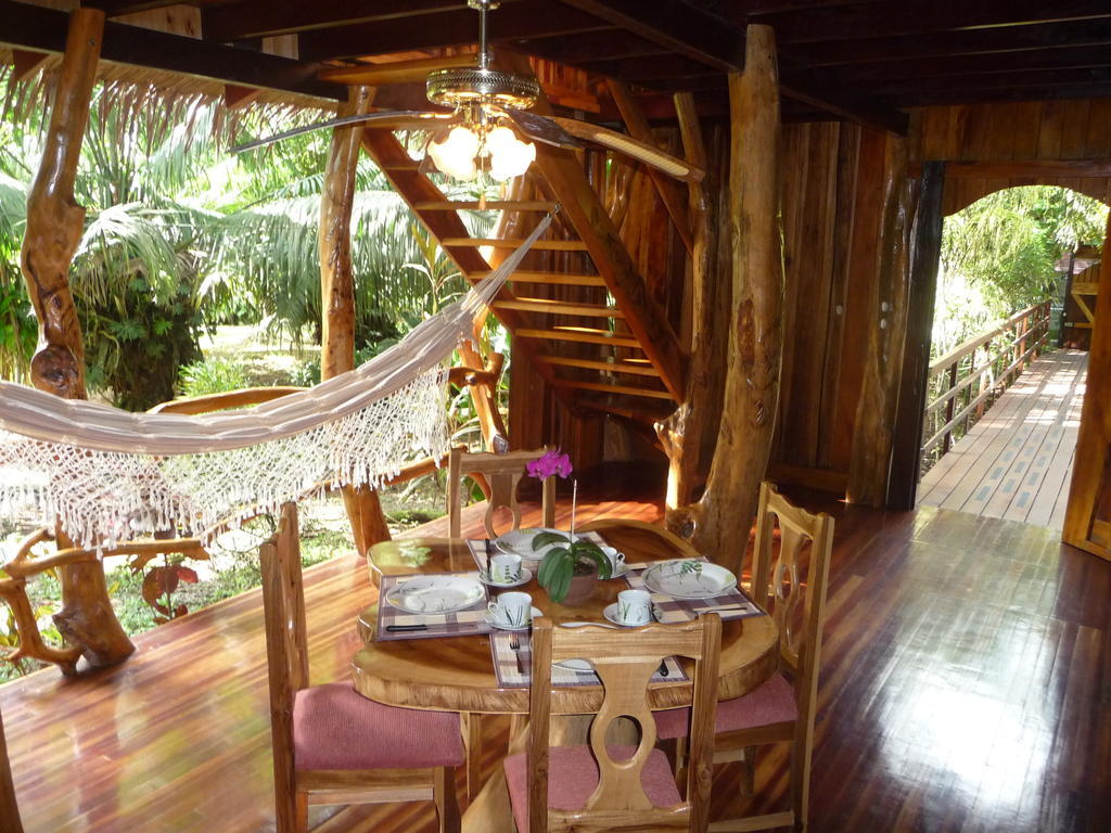 Topos Tree House Cahuita Room photo